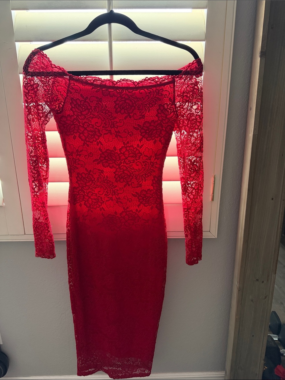 Guess Red Lace Off-Shoulder Long Sleeve Midi Dress